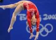 开云官方app入口-卡塞米罗爆发破局，韩国节奏掌控卡塔尔—亚洲杯上的战术博弈与胜负手