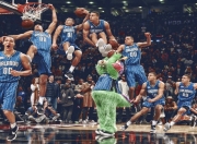 开云体育app-切特一剑封喉，雷霆新星关键进球定乾坤，勇士王朝余晖不敌湖人新章